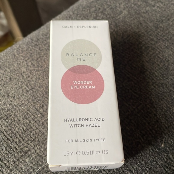 Balance Me Wonder Eye Cream Hyaluronic Witch Hazel For All Skin Types 15ml. - Picture 2 of 7